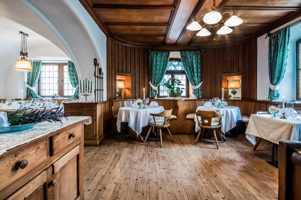 Postal / Burgstall Hotel Foerstlerhof מראה חיצוני תמונה