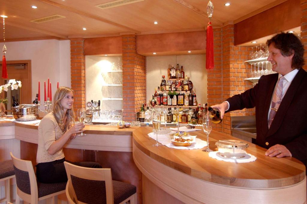 Postal / Burgstall Hotel Foerstlerhof מראה חיצוני תמונה