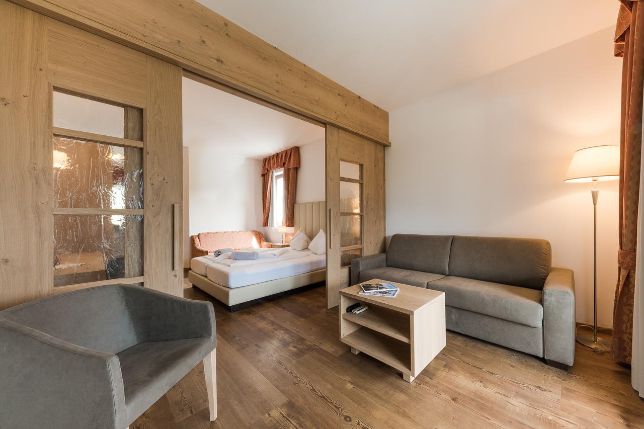 Postal / Burgstall Hotel Foerstlerhof מראה חיצוני תמונה