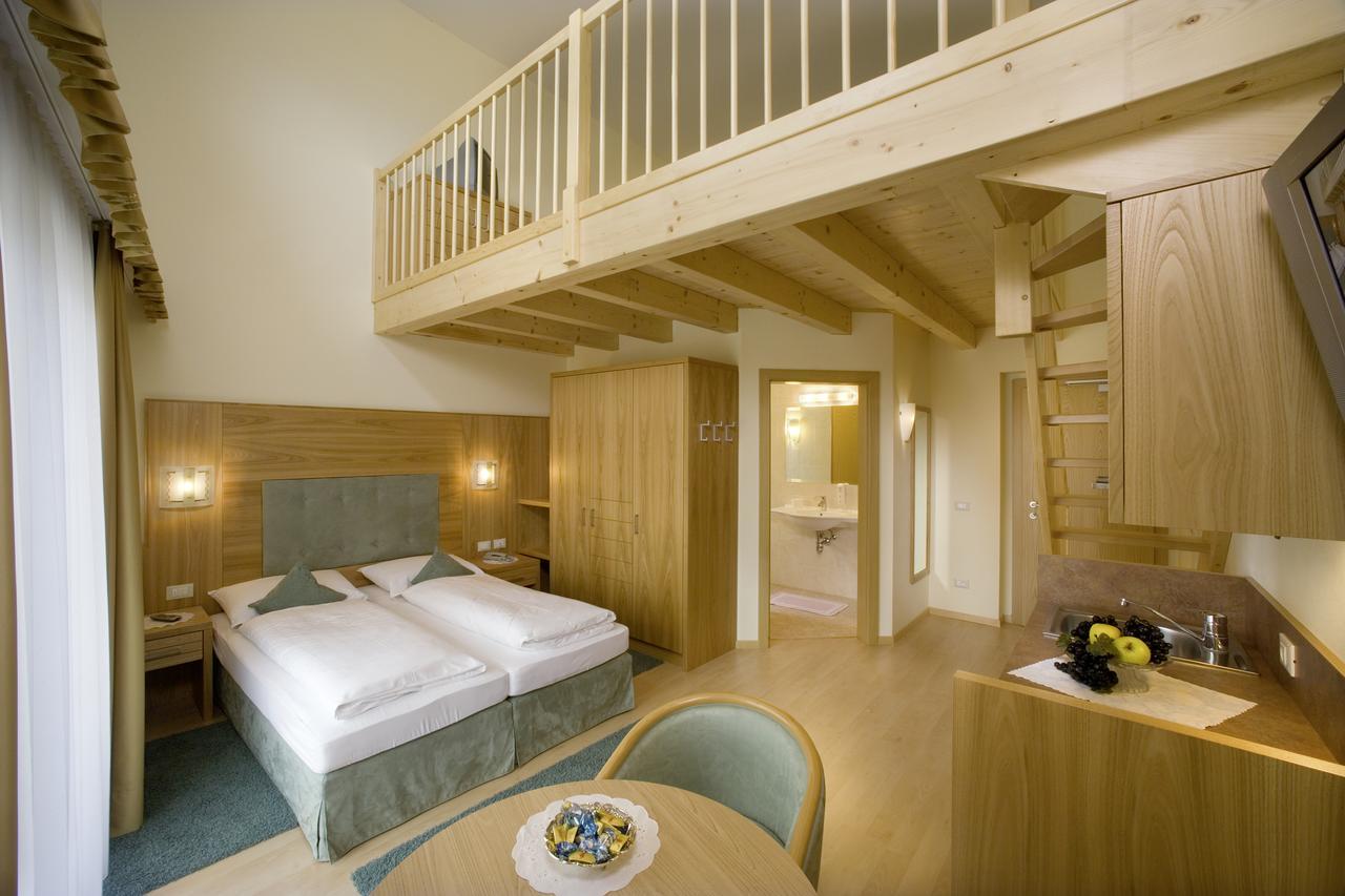 Postal / Burgstall Hotel Foerstlerhof מראה חיצוני תמונה