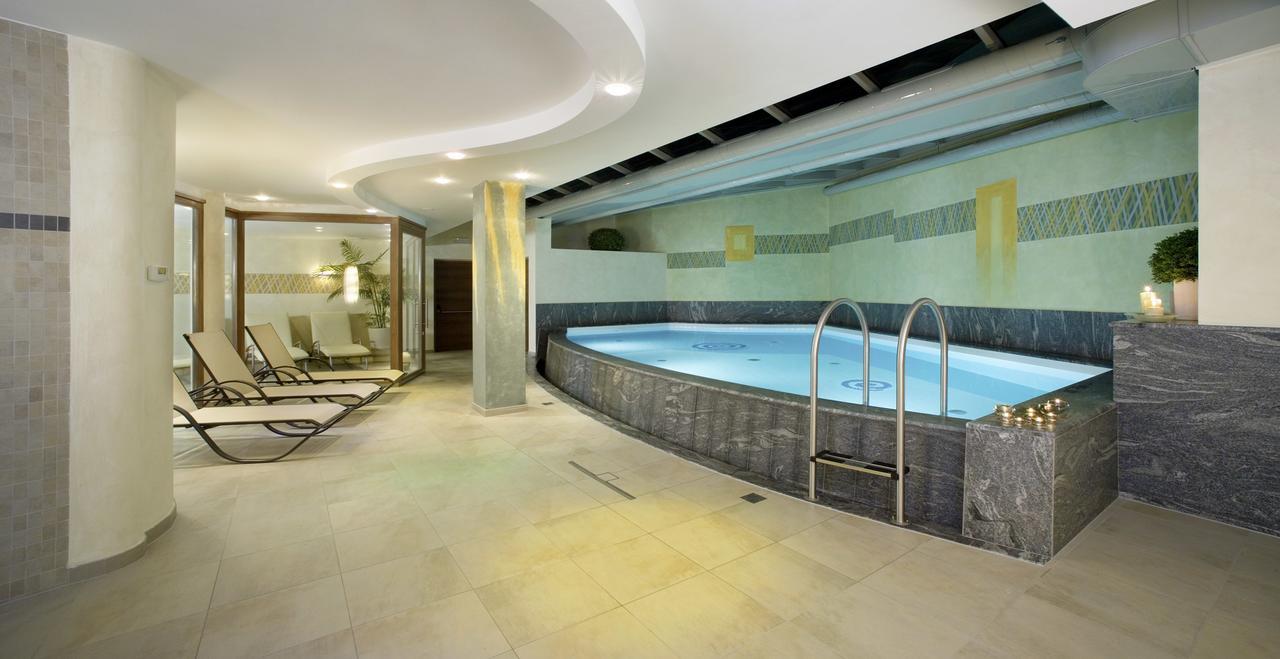 Postal / Burgstall Hotel Foerstlerhof מראה חיצוני תמונה